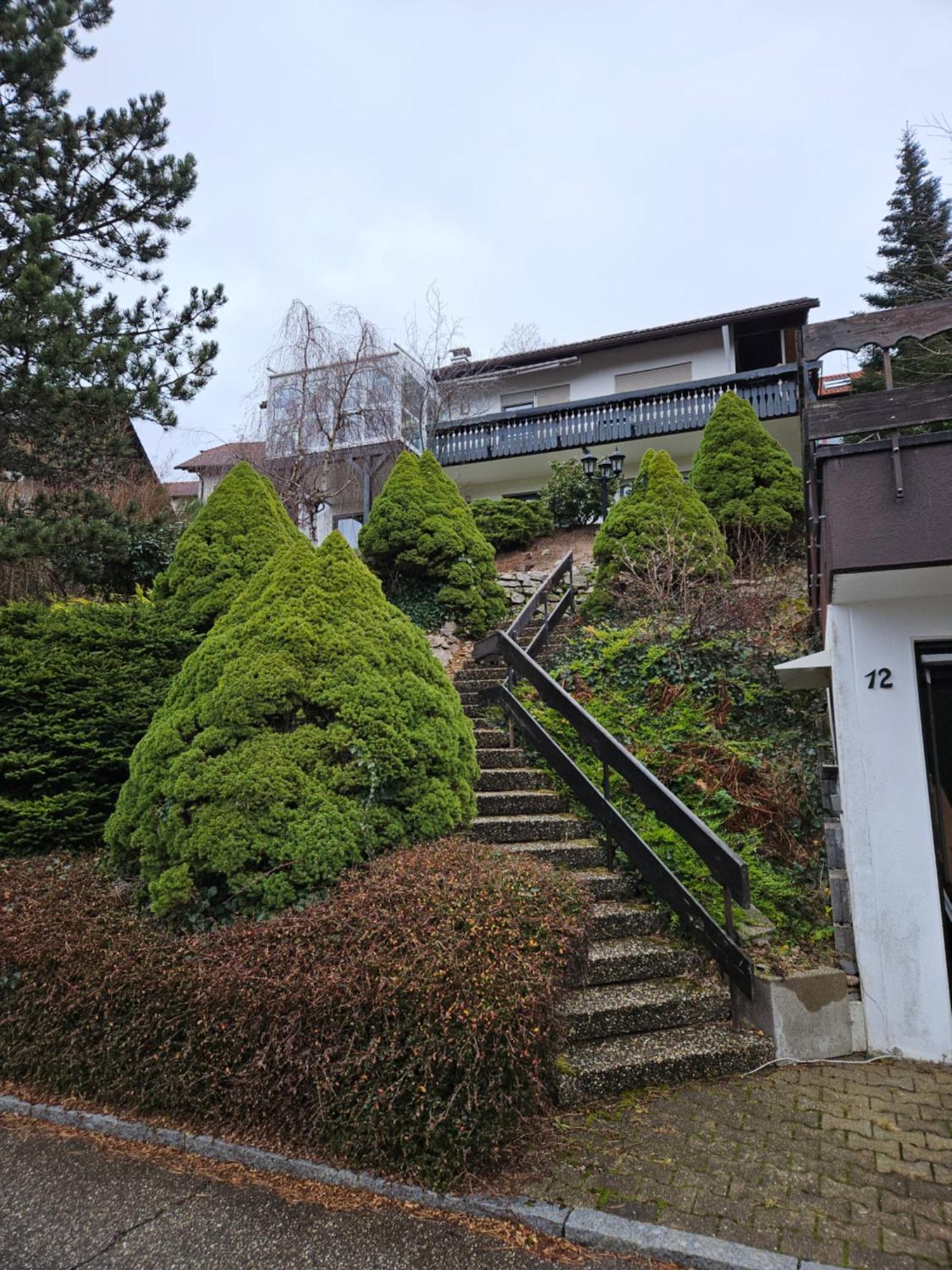 Grosse In Ruhiger Lage Mit Toller Aussicht In Triberg *